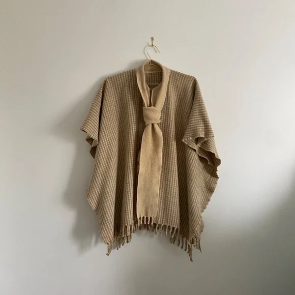 Handmade Wool Cape • Woven Heritage Poncho • 100% New Wool • Free Size - Picture 5 of 10